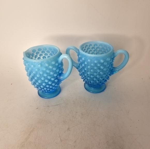 Vintage Fenton blue hobnail opalescent sugar and creamer - Picture 3 of 5
